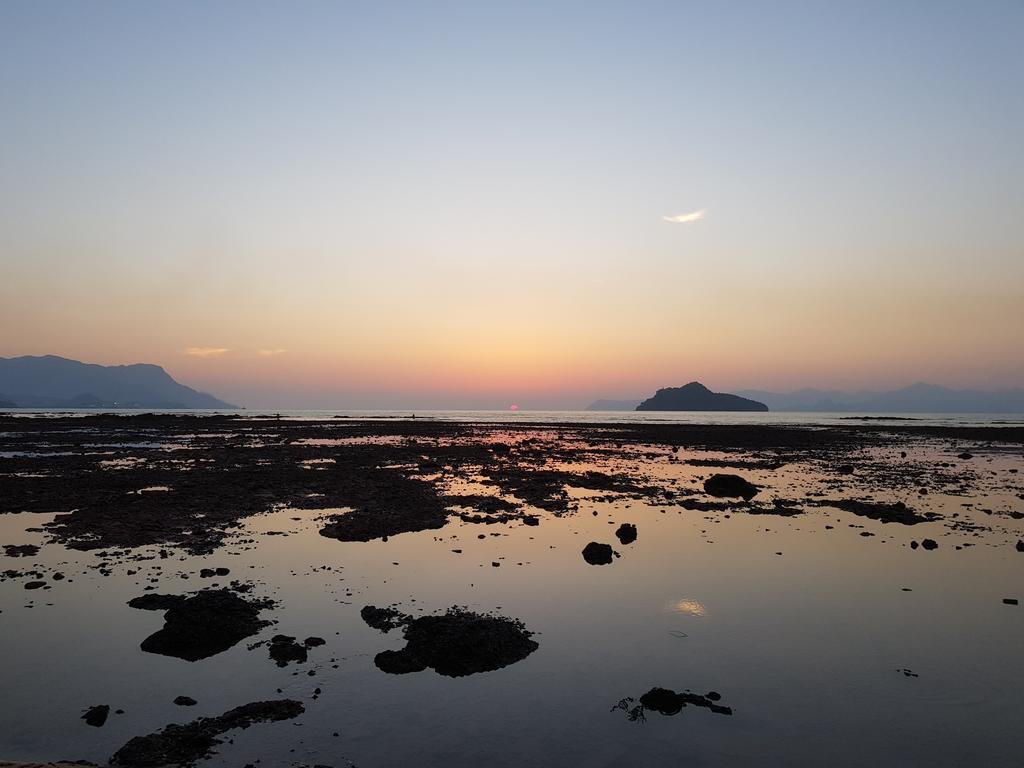 ホテル サンセット ベイ コテージ ランカウイ島 エクステリア 写真